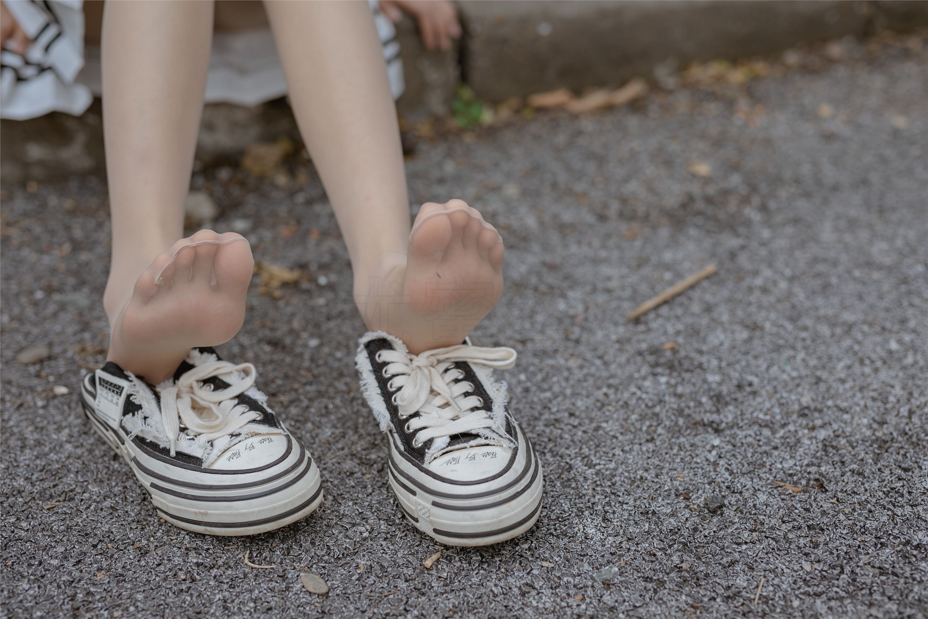 尤蜜丝 穿搭写真 NO.048